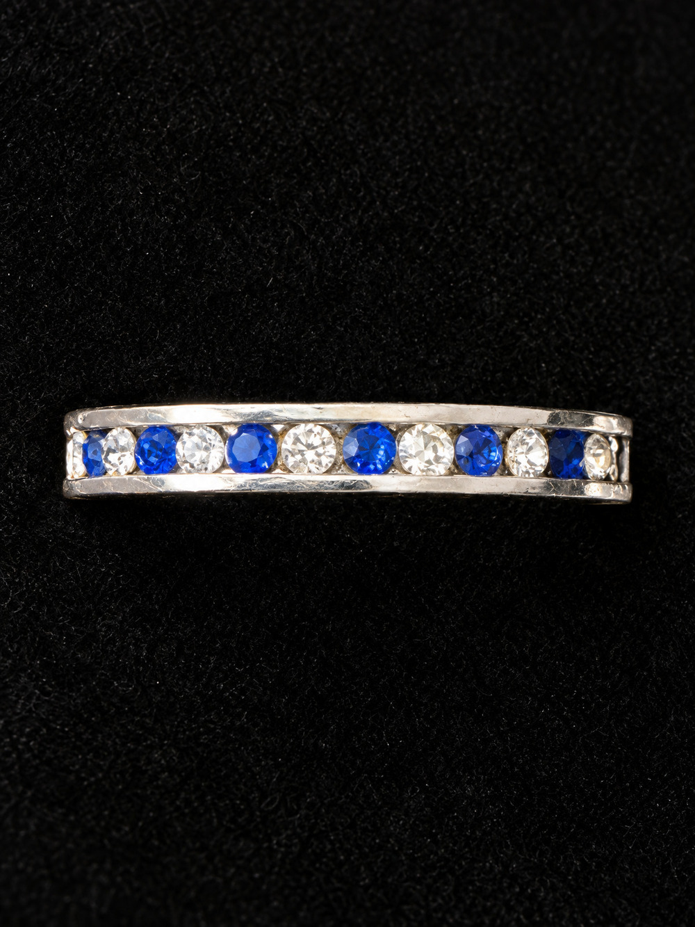 โ๏ธ Eternity Band Ring | Blue & Clear Crystal | Size 9 ๐